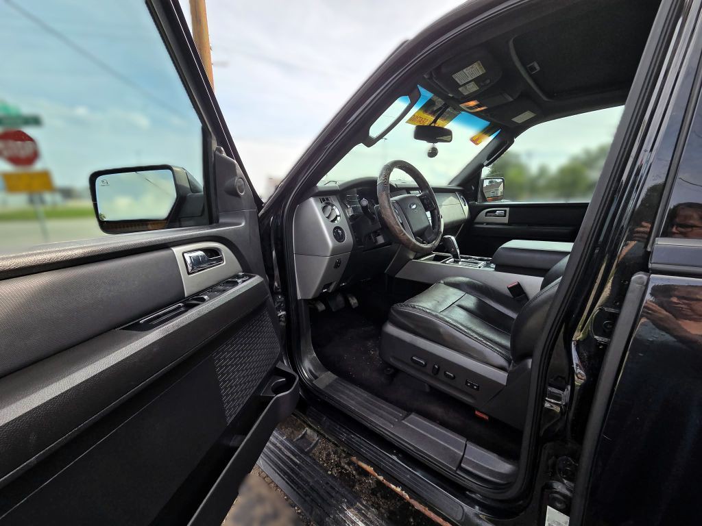 2011 Ford Expedition Image 5