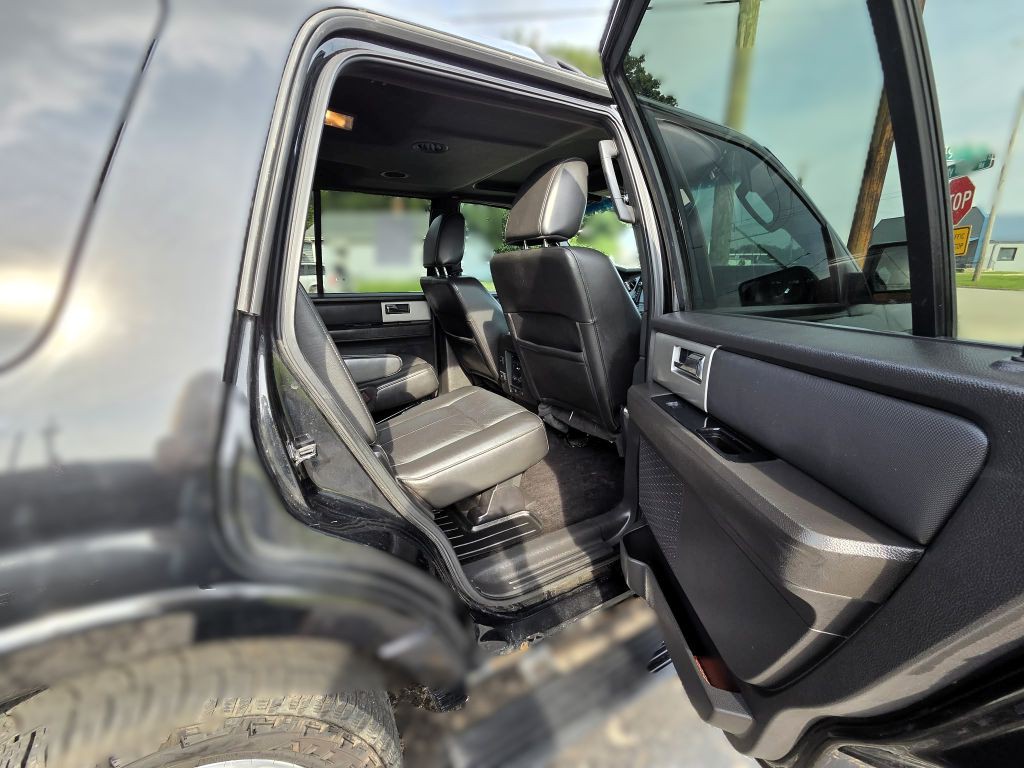 2011 Ford Expedition Image 13