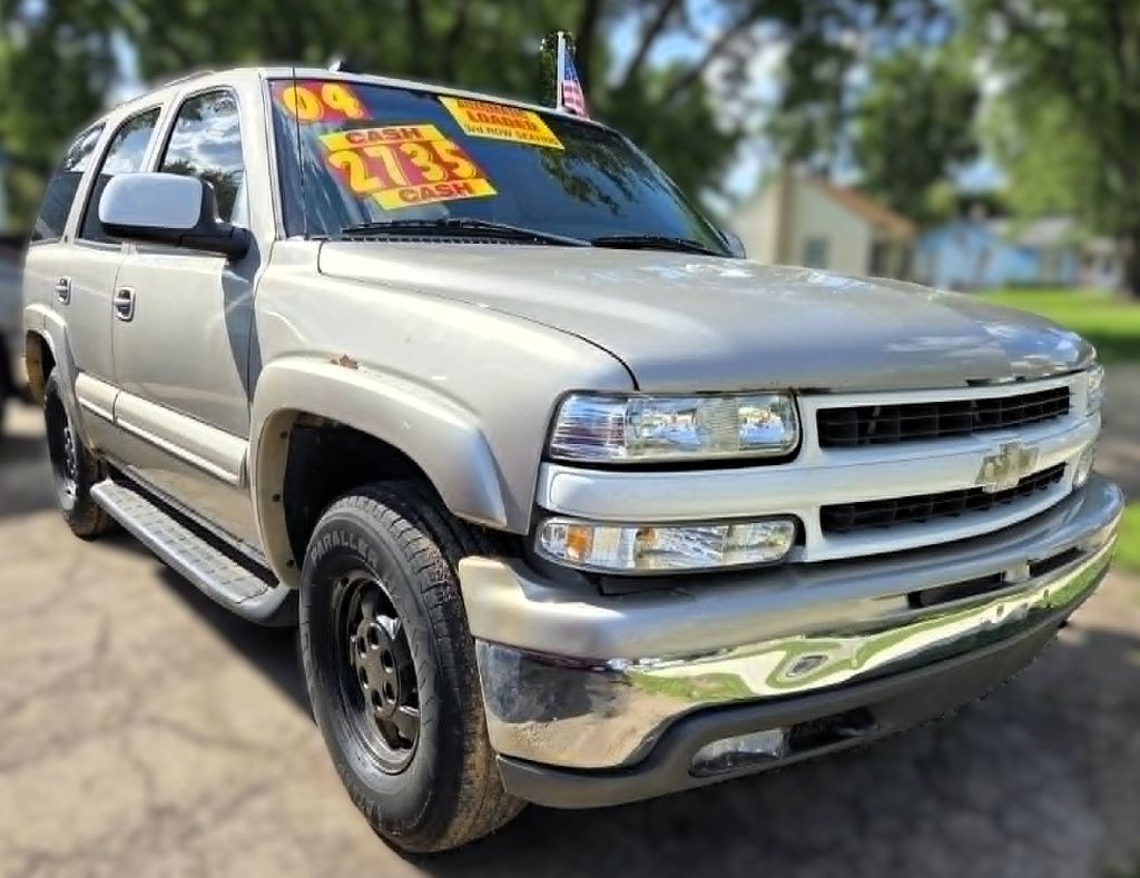 2004 Chevrolet Tahoe Image 1