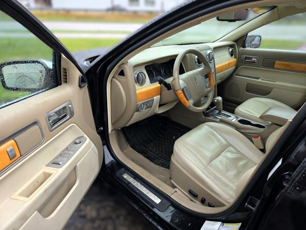 2008 Lincoln MKZ Image 5