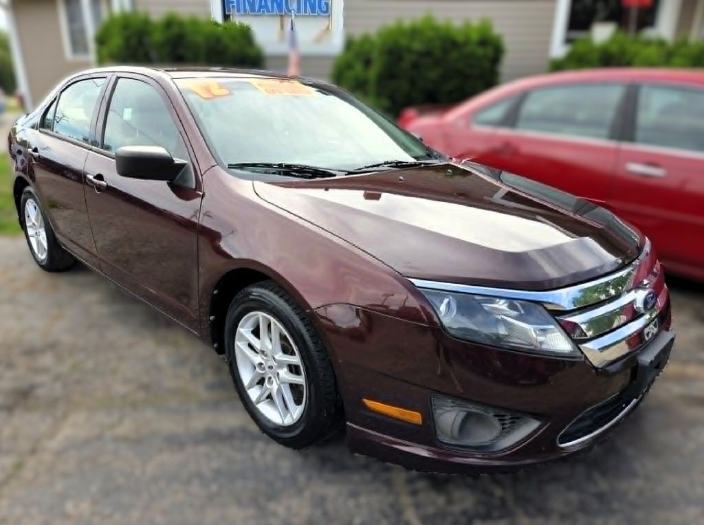 2012 Ford Fusion Image 2