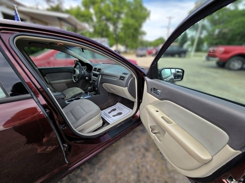 2012 Ford Fusion Image 8