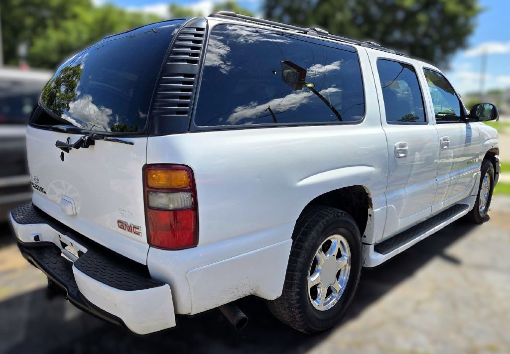 2003 GMC Yukon Image 5