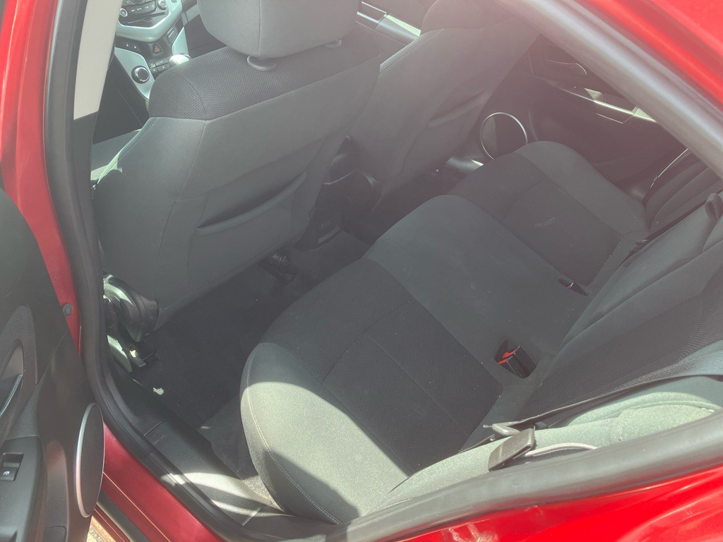 2011 Chevrolet Cruze Image 6