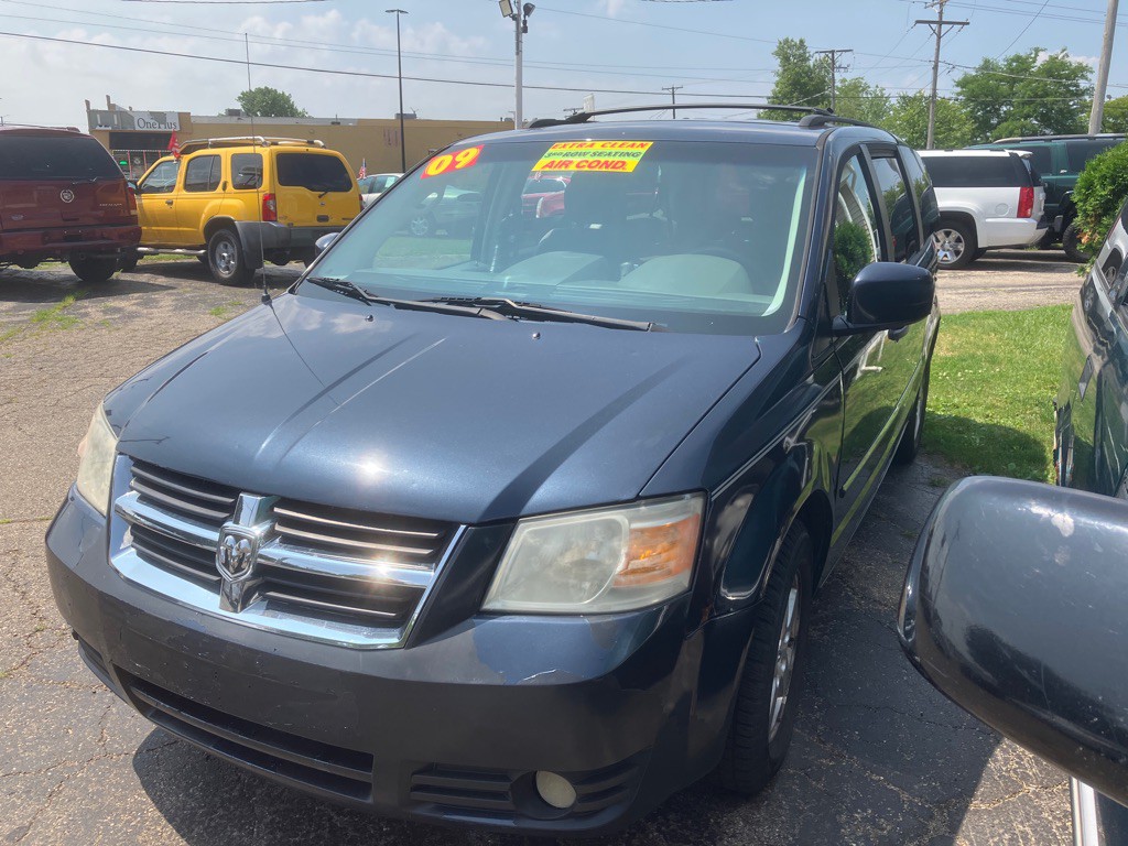 2009 Dodge Grand Caravan Image 3