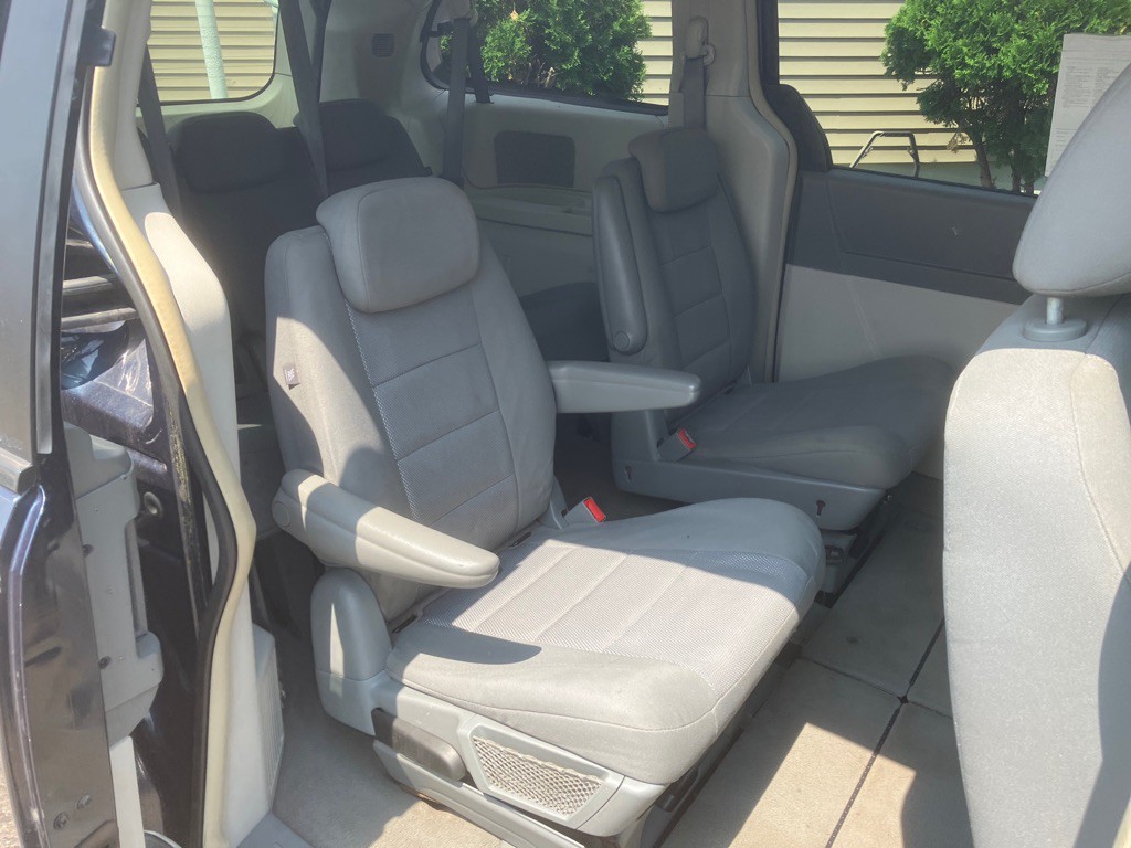 2009 Dodge Grand Caravan Image 5