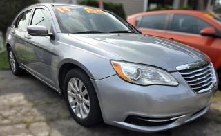 Image for 2014 Chrysler 200 Touring ID: 7600826