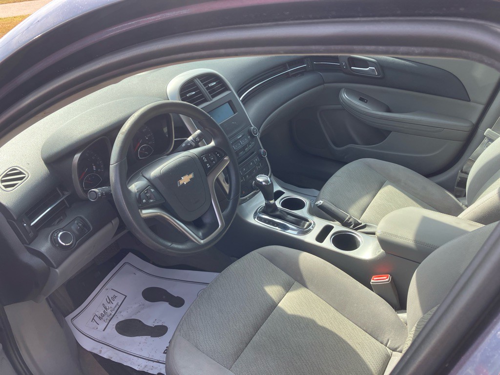 2015 Chevrolet Malibu Image 5