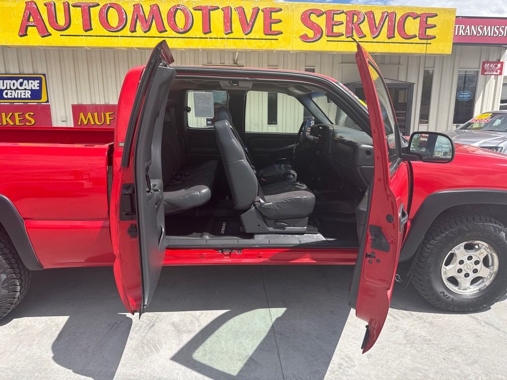 2002 Chevrolet Silverado 1500 Image 13