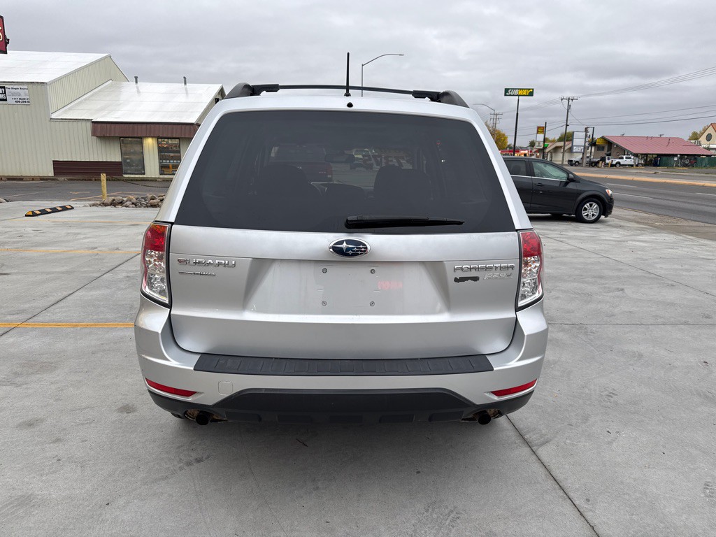 2010 Subaru Forester Image 8