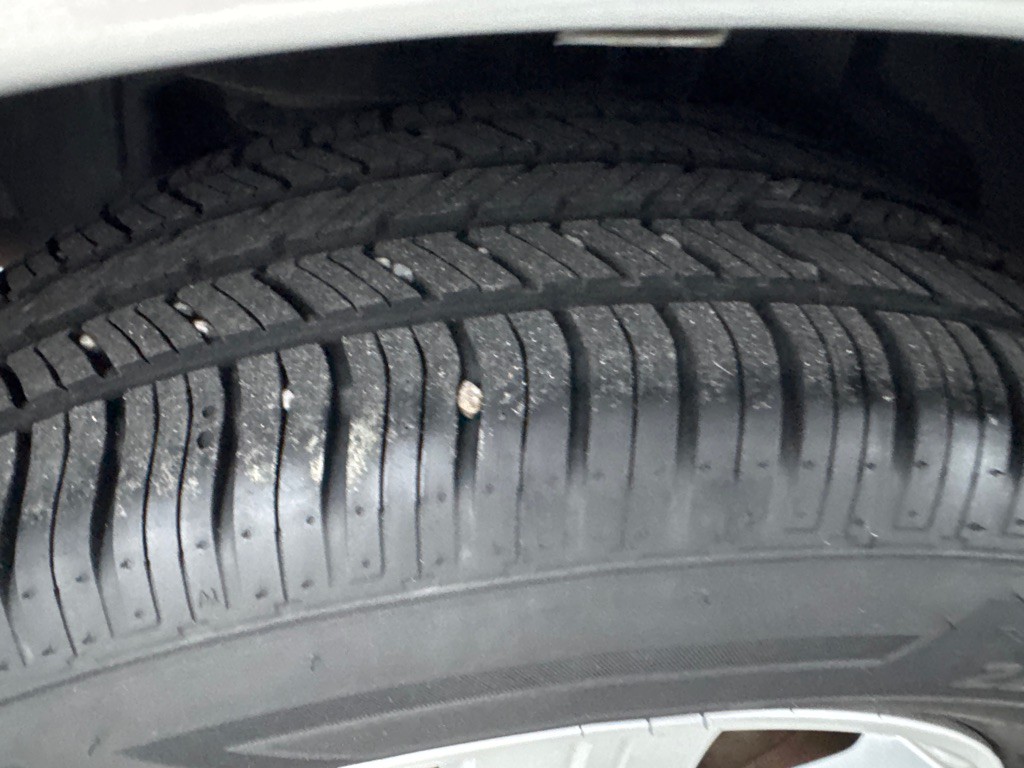 2010 Subaru Forester Image 17