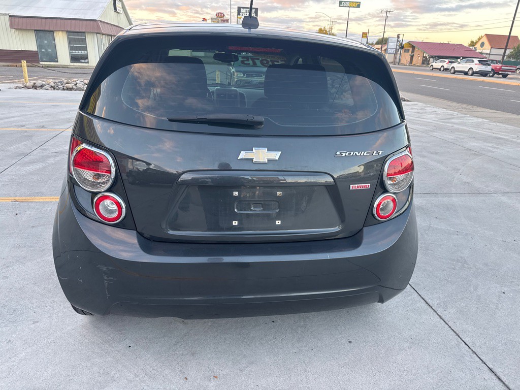 2015 Chevrolet Sonic Image 8