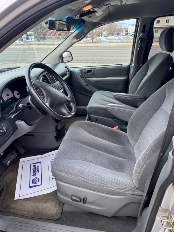 2005 Dodge Grand Caravan Image 6