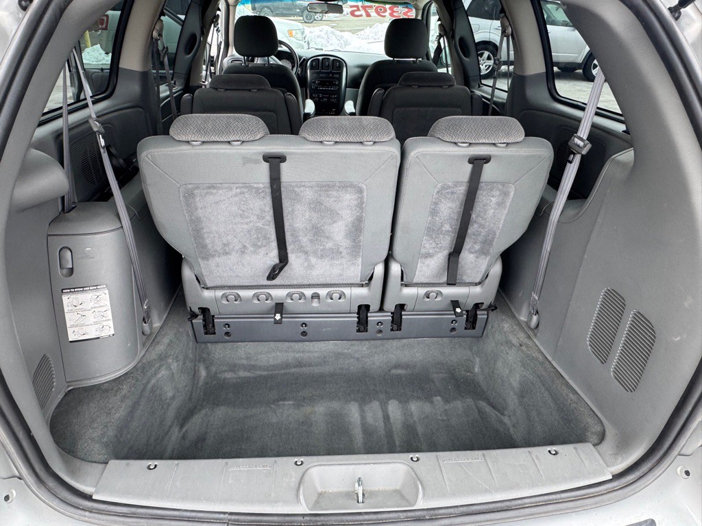 2005 Dodge Grand Caravan Image 10