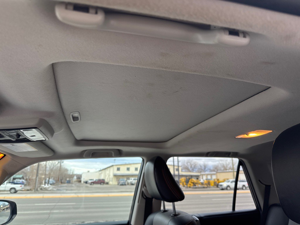 2016 Toyota 4Runner Image 13