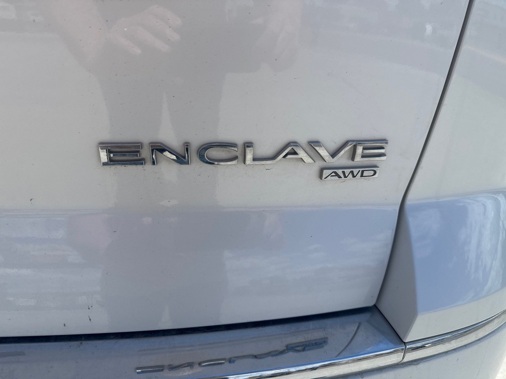 2016 Buick Enclave Image 8