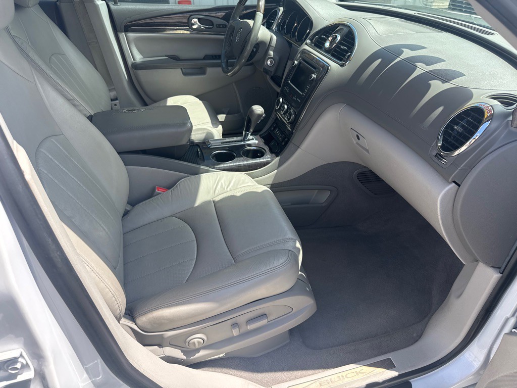 2016 Buick Enclave Image 20