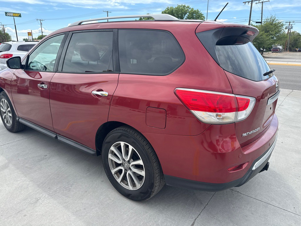 2013 Nissan Pathfinder Image 8