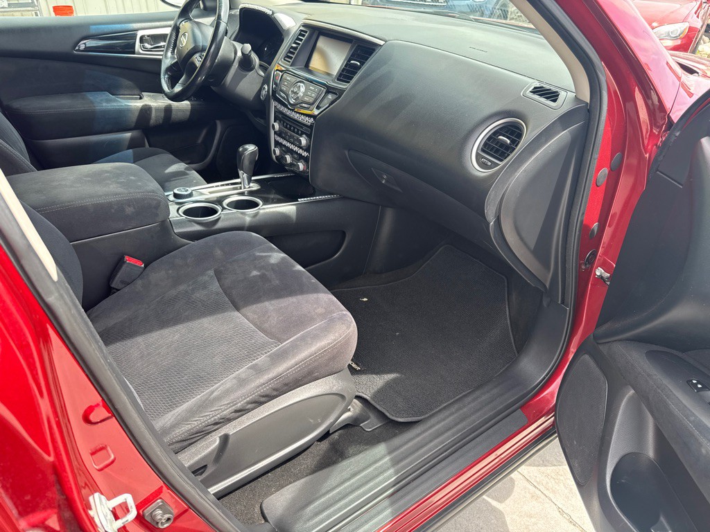 2013 Nissan Pathfinder Image 21
