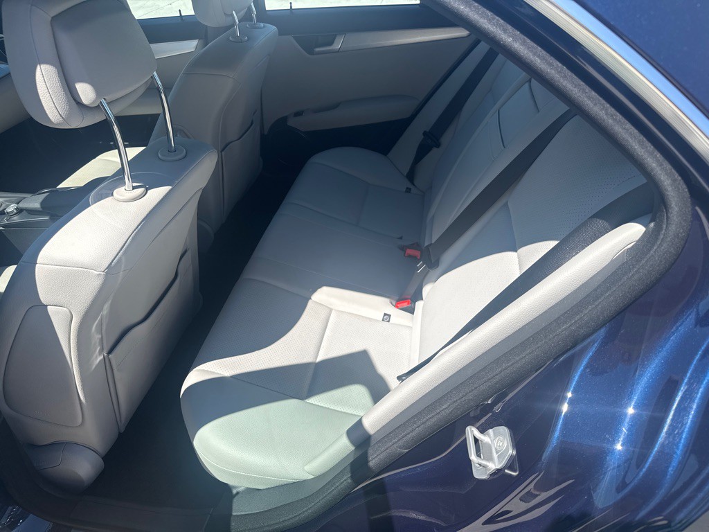 2012 Mercedes-Benz C-Class Image 15
