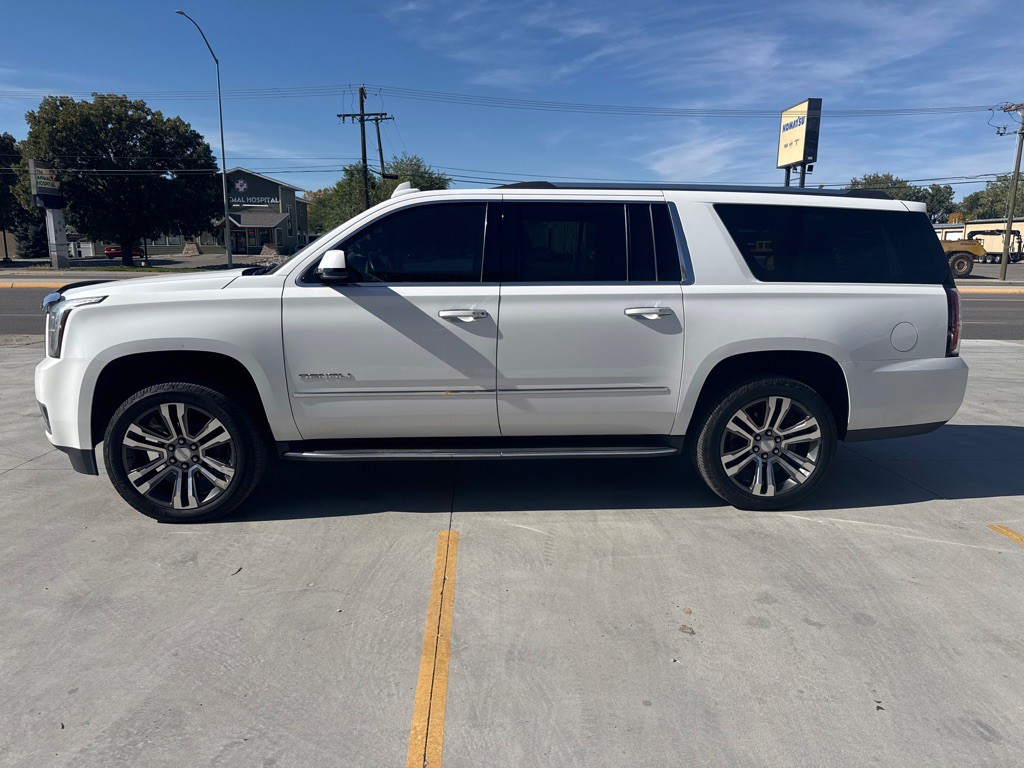 2017 GMC Yukon Image 5
