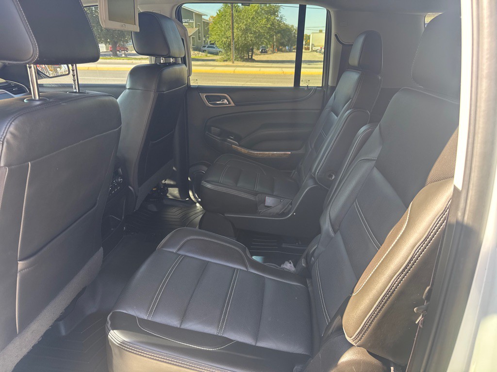 2017 GMC Yukon Image 12