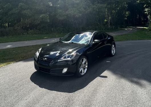 2012 Hyundai Genesis Image 3