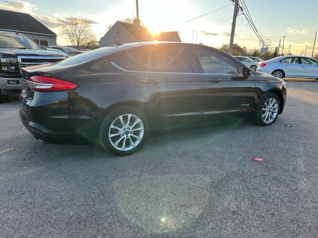 2017 Ford Fusion Image 5