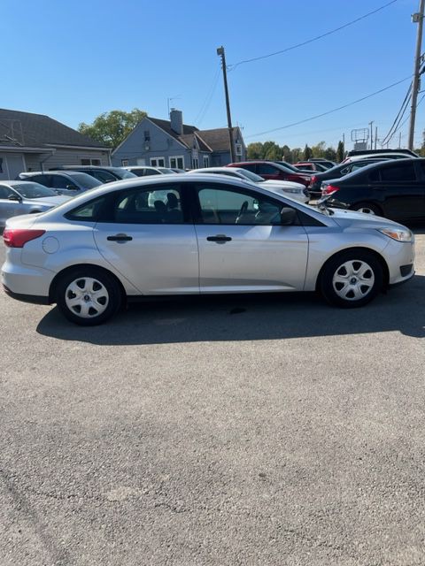 2016 Ford Focus Image 6