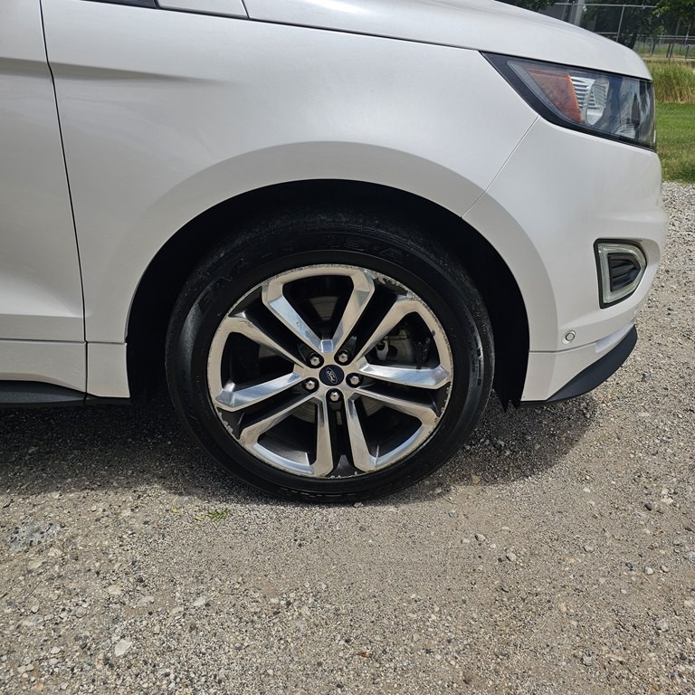 2018 Ford Edge Image 24
