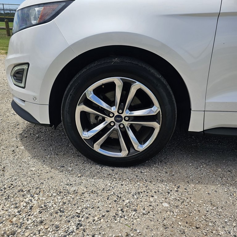 2018 Ford Edge Image 27
