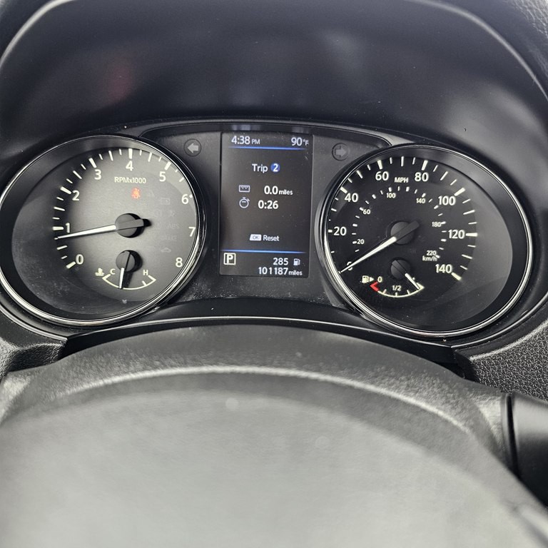 2020 Nissan Rogue Image 21
