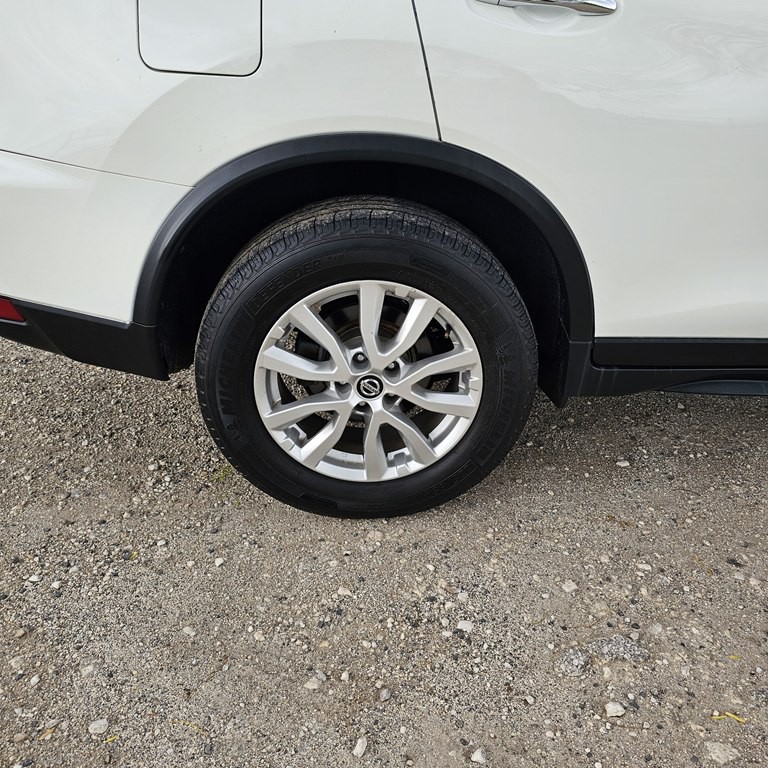 2020 Nissan Rogue Image 23