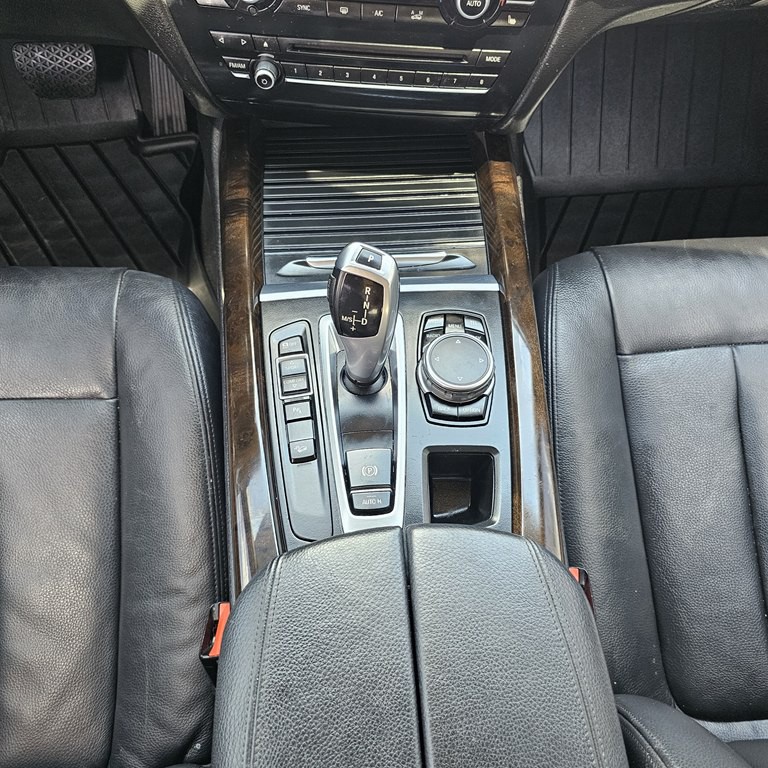 2015 BMW X5 Image 15
