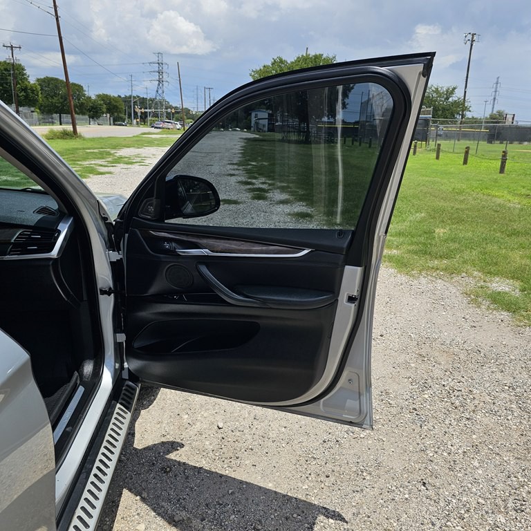 2015 BMW X5 Image 18