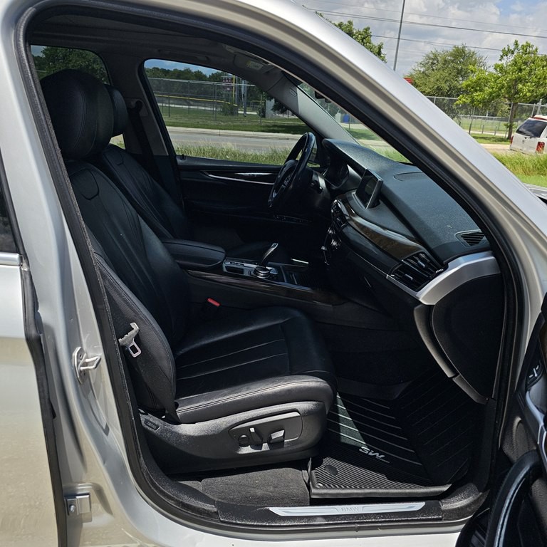 2015 BMW X5 Image 19