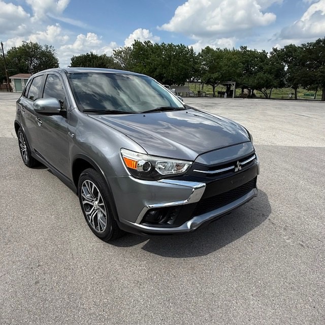 2019 Mitsubishi Outlander Image 3