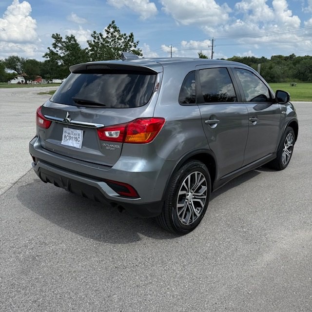 2019 Mitsubishi Outlander Image 5