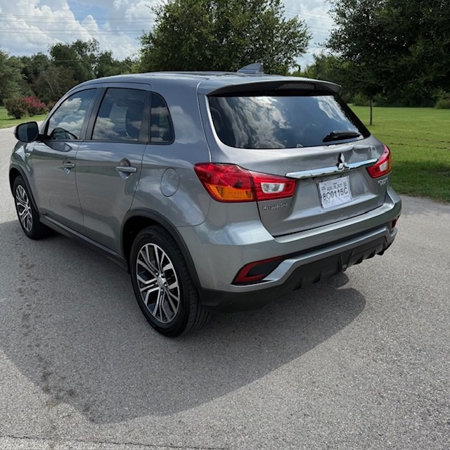 2019 Mitsubishi Outlander Image 7