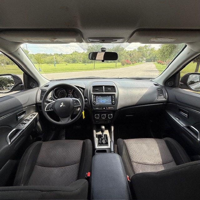 2019 Mitsubishi Outlander Image 15