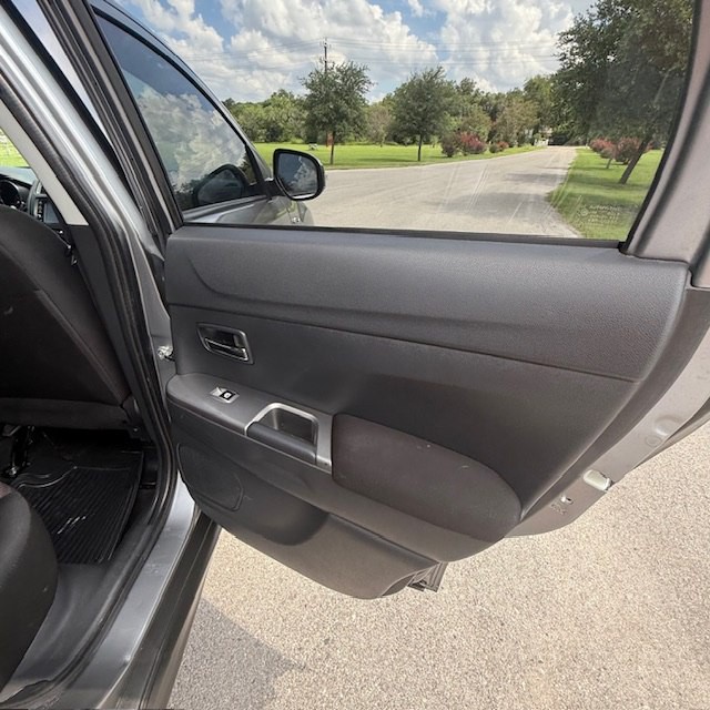 2019 Mitsubishi Outlander Image 18