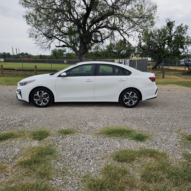 2020 Kia Forte Image 3