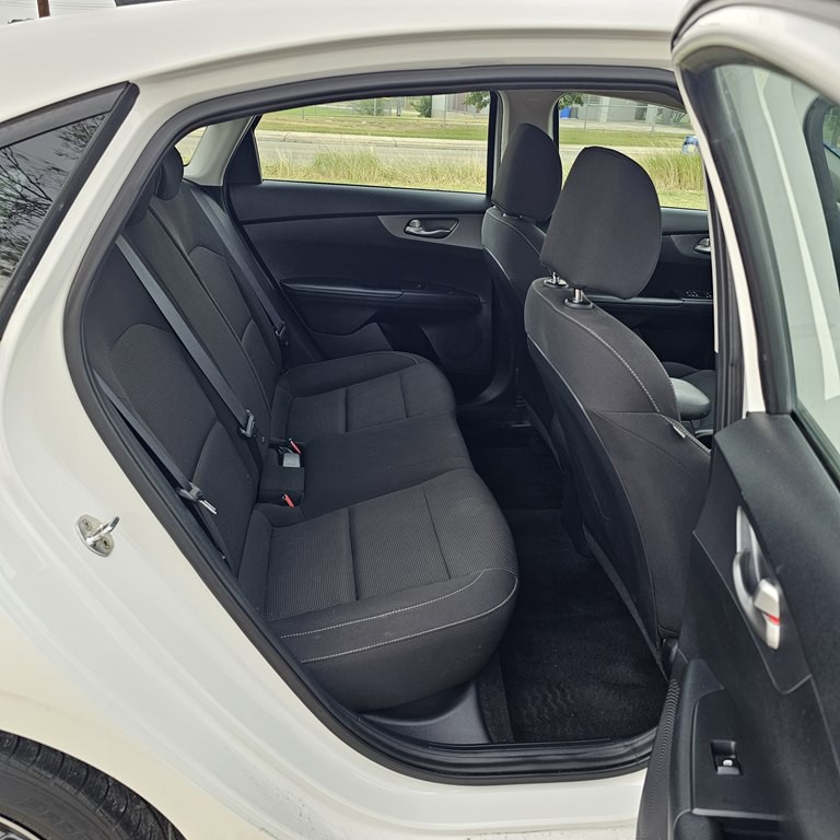 2020 Kia Forte Image 15