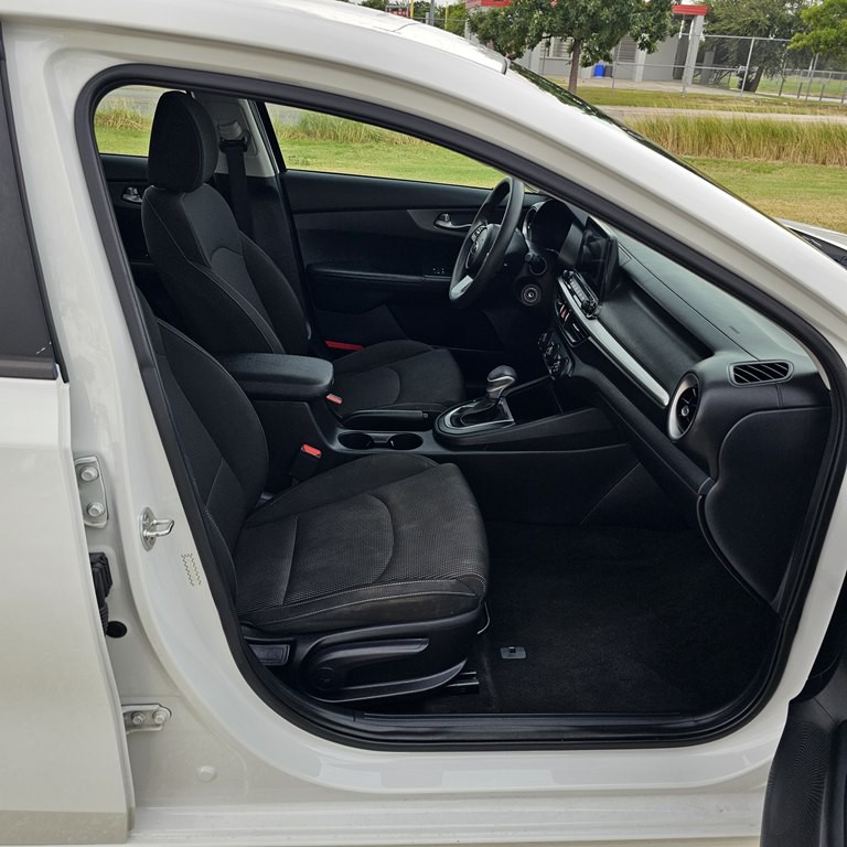 2020 Kia Forte Image 17