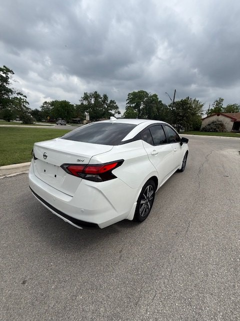 2021 Nissan Versa Image 5