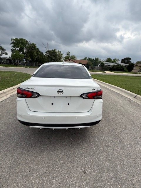 2021 Nissan Versa Image 6