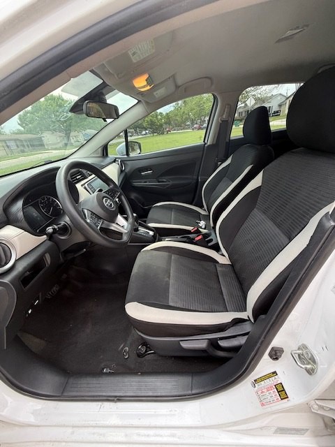 2021 Nissan Versa Image 12