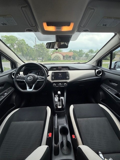 2021 Nissan Versa Image 16