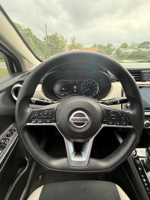 2021 Nissan Versa Image 19