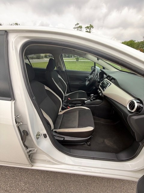 2021 Nissan Versa Image 26
